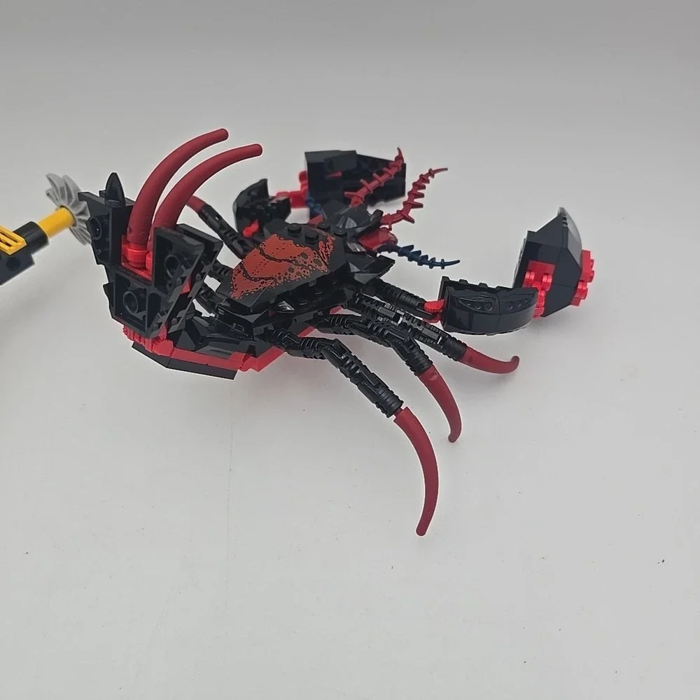LEGO Aqua Raiders: Lobster Strike (7772) As Pictured